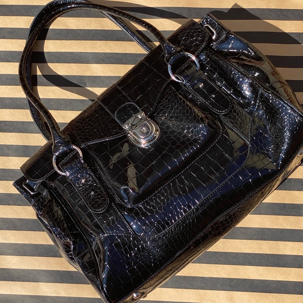 Bandolino Black Crocodile 🐊 Print Tote bag